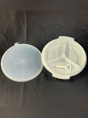 NEW OLD STOCK! Vintage 70s-80s Tupperware Suzette Divided Condiment Tray #608-17